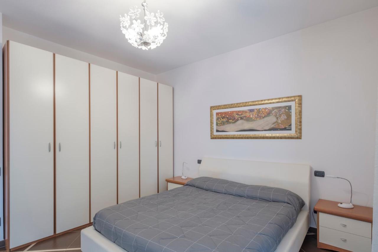 Aura Home Sirmione - 2 Bedrooms Apartment Exterior photo